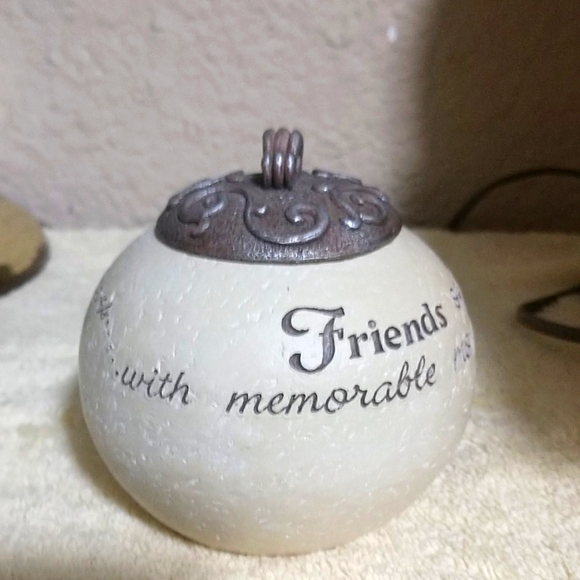 Comfort To Go "FRIENDS OPEN OUR HEARTS" CANDLE Holder #209407." - Picture 4 of 10